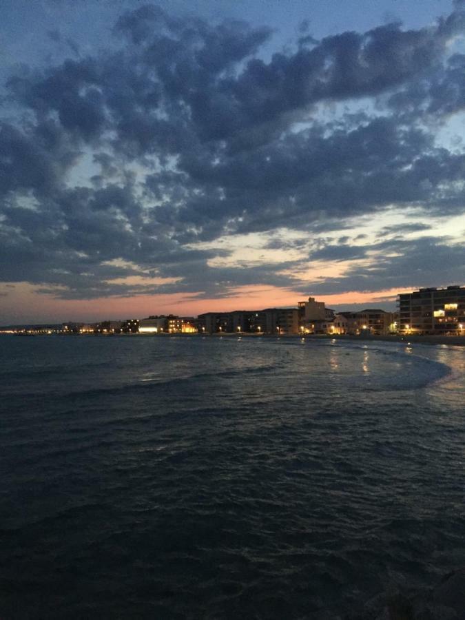 Meuble De Tourisme Classe, Climatisation, Pieds Dans L'Eau Palavas-les-Flots Luaran gambar